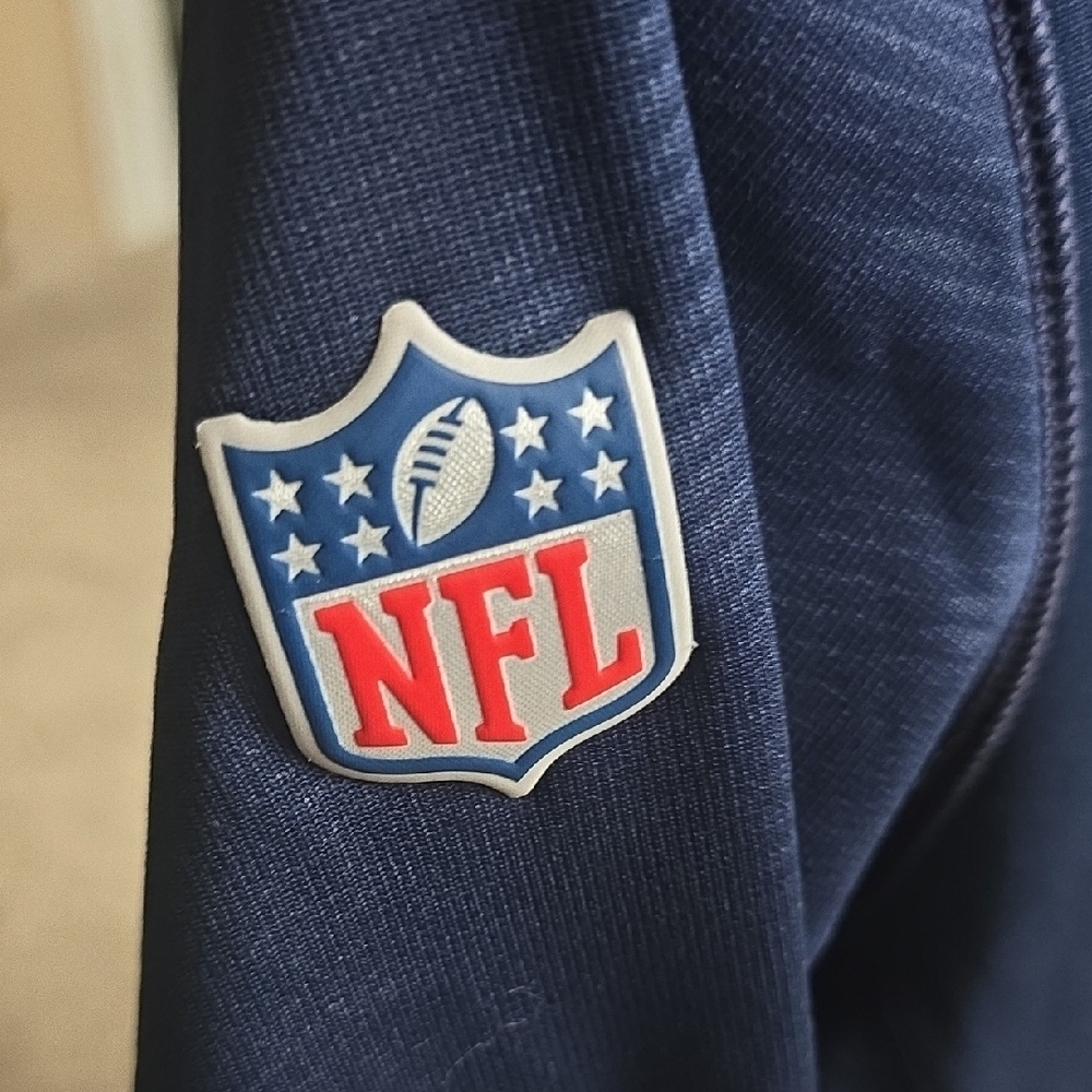 Nike Navy Blue Chargers Thera Fit Hoodie - Picture 4 of 7